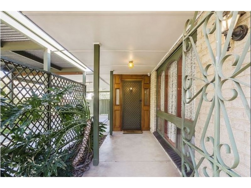 61 Collingbourne Drive, Elizabeth Vale SA 5112