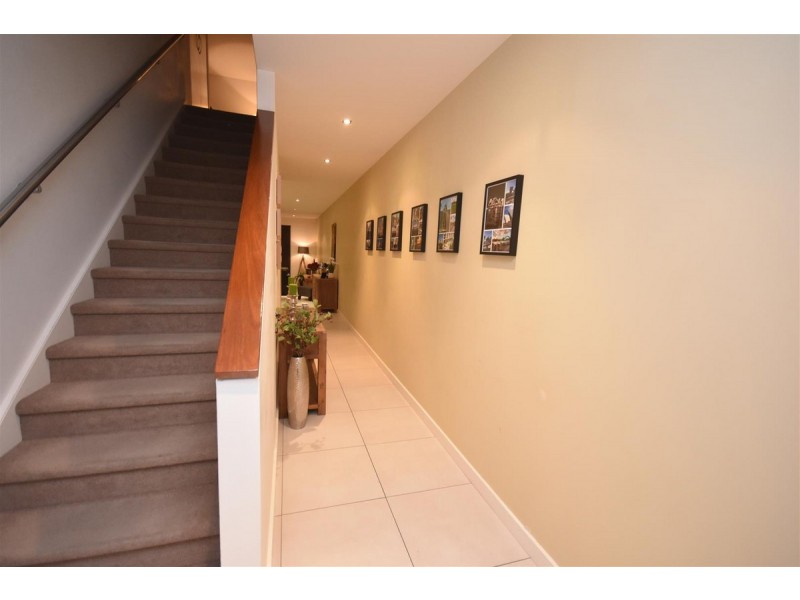 5 Yates Street, Mawson Lakes SA 5095