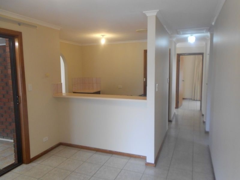 12 Margarita Street, Paralowie SA 5108