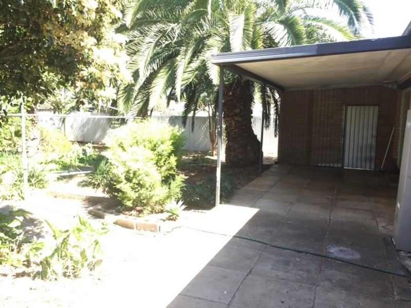 9 Suffolk Avenue, Brahma Lodge SA 5109