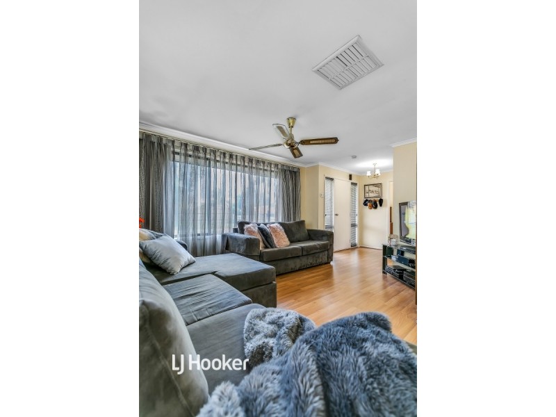 88 Canterbury Drive, Salisbury Heights SA 5109