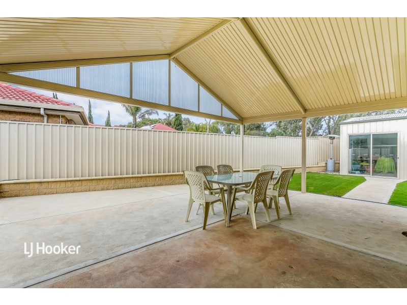 88 Canterbury Drive, Salisbury Heights SA 5109