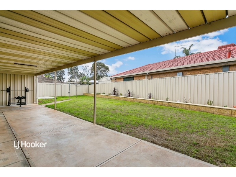88 Canterbury Drive, Salisbury Heights SA 5109