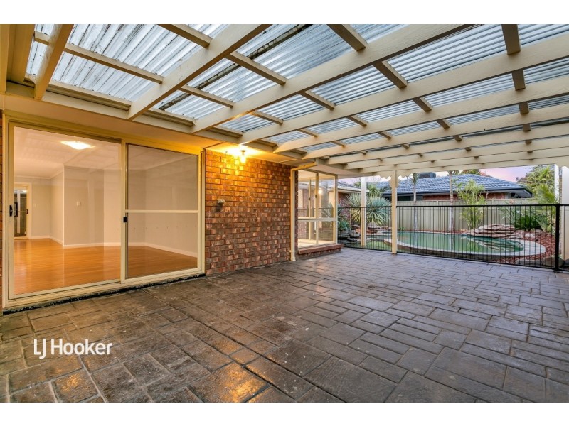 2 Carnation Court, Parafield Gardens SA 5107
