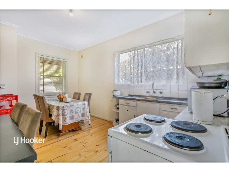 8 Blencowe Street, Elizabeth Grove SA 5112