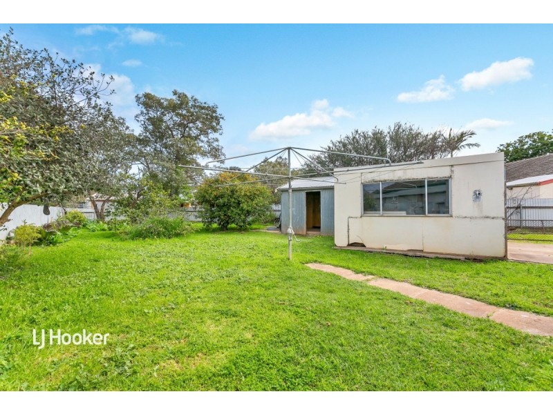 8 Blencowe Street, Elizabeth Grove SA 5112