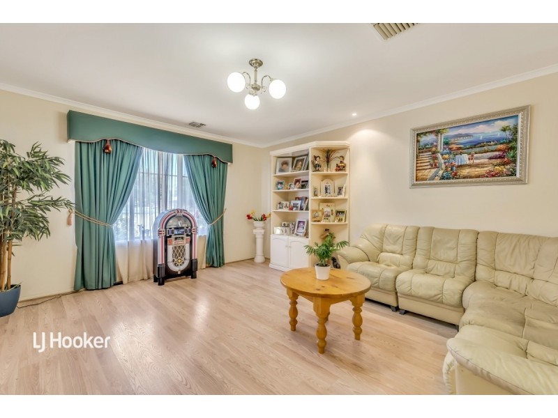 2 Legend Avenue, Walkley Heights SA 5098