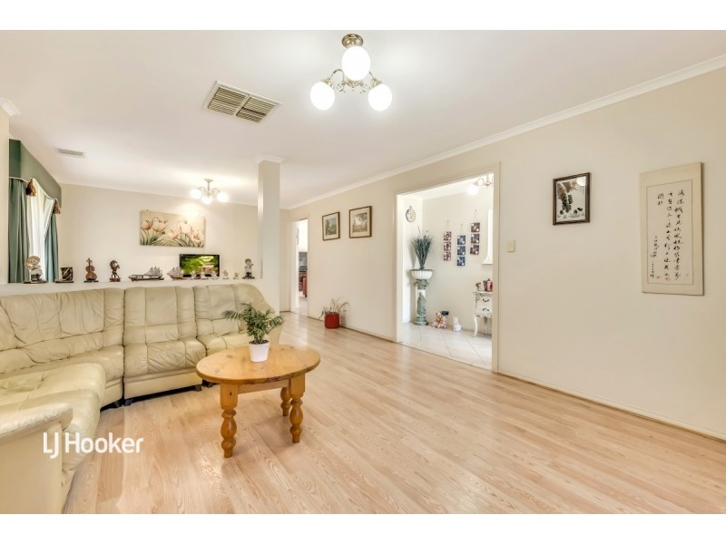 2 Legend Avenue, Walkley Heights SA 5098