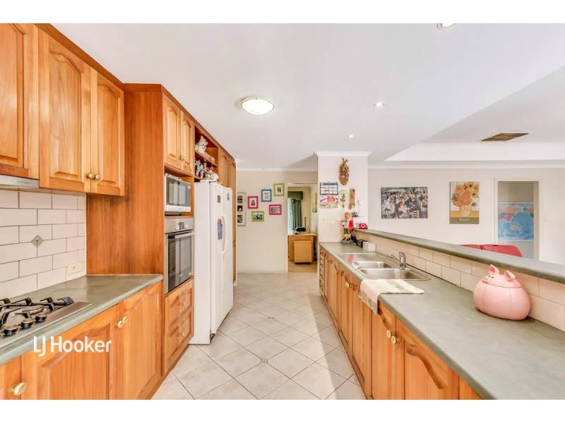 2 Legend Avenue, Walkley Heights SA 5098