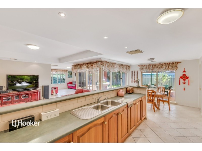 2 Legend Avenue, Walkley Heights SA 5098