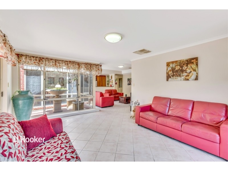 2 Legend Avenue, Walkley Heights SA 5098