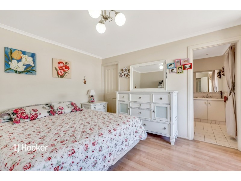 2 Legend Avenue, Walkley Heights SA 5098