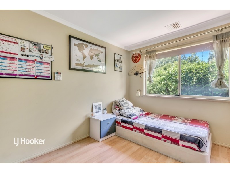 2 Legend Avenue, Walkley Heights SA 5098