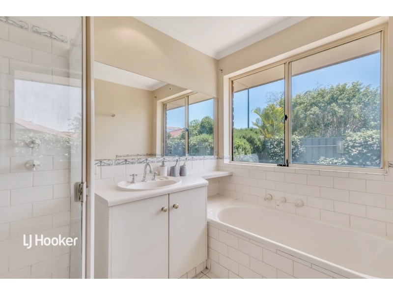 2 Legend Avenue, Walkley Heights SA 5098