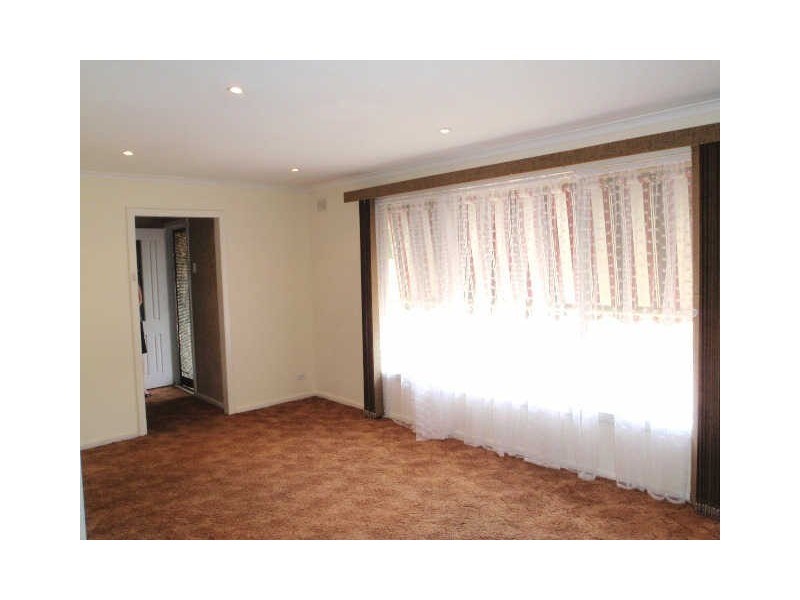 15 Barrington Road, Elizabeth Downs SA 5113