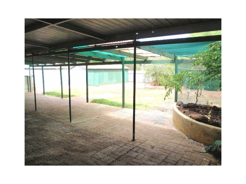 15 Barrington Road, Elizabeth Downs SA 5113