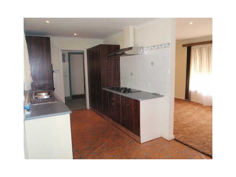 15 Barrington Road, Elizabeth Downs SA 5113