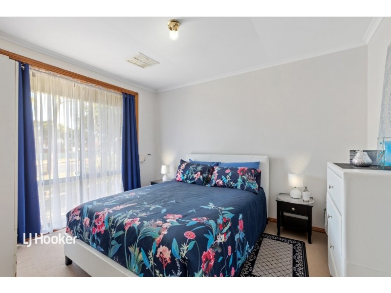 30 Wakeling Crescent, Parafield Gardens SA 5107