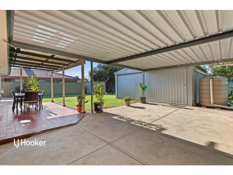 30 Wakeling Crescent, Parafield Gardens SA 5107