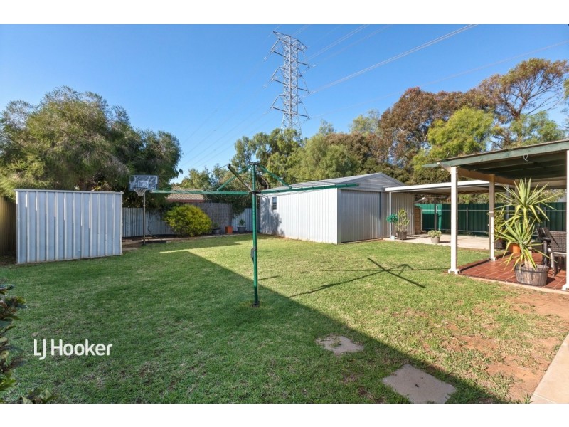 30 Wakeling Crescent, Parafield Gardens SA 5107