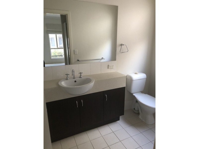 65 Hindmarsh Circuit, Mawson Lakes SA 5095