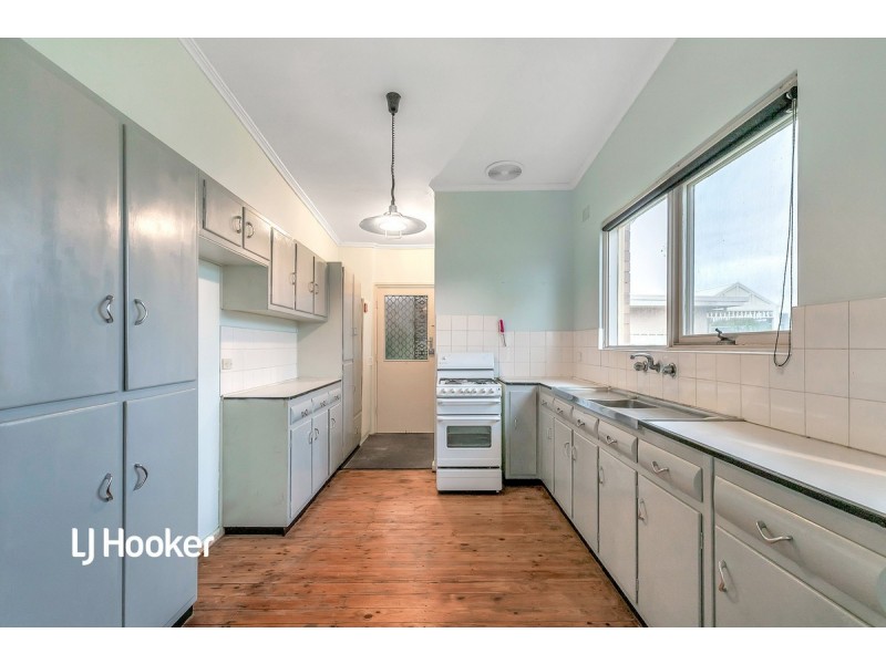 19 Salisbury Avenue, Valley View SA 5093