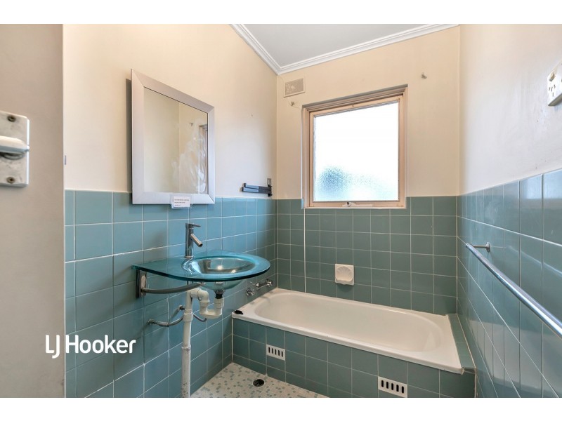 19 Salisbury Avenue, Valley View SA 5093