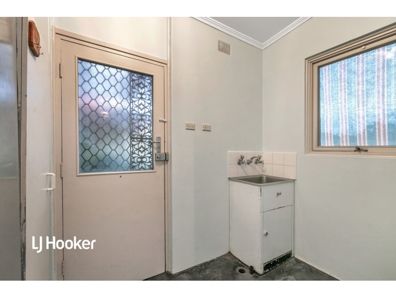 19 Salisbury Avenue, Valley View SA 5093