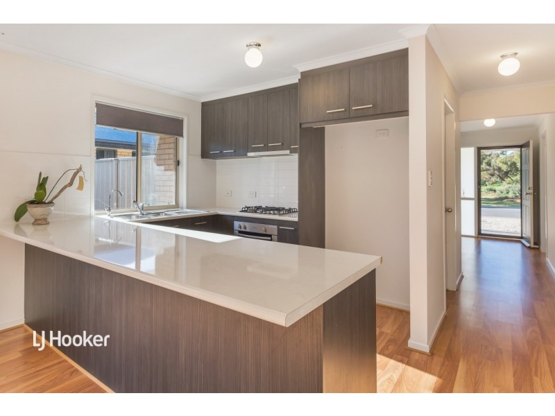 2 Wayfarer Mews, Smithfield SA 5114