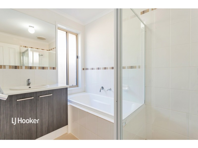 2 Wayfarer Mews, Smithfield SA 5114