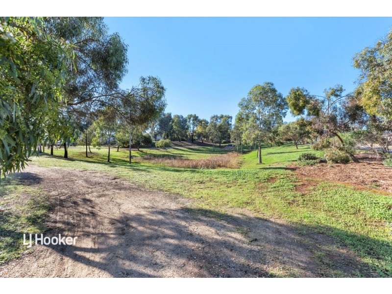 2 Wayfarer Mews, Smithfield SA 5114