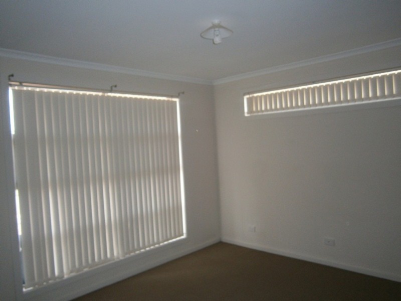 60 St Lawrence Street, Andrews Farm SA 5114