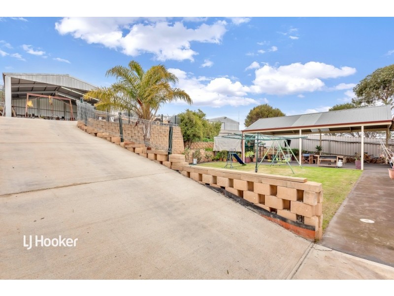 15 Queensborough Drive, Salisbury Heights SA 5109