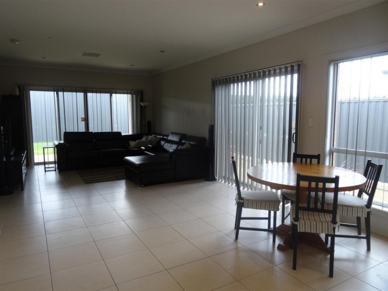 39 Bimini Crescent, Mawson Lakes SA 5095