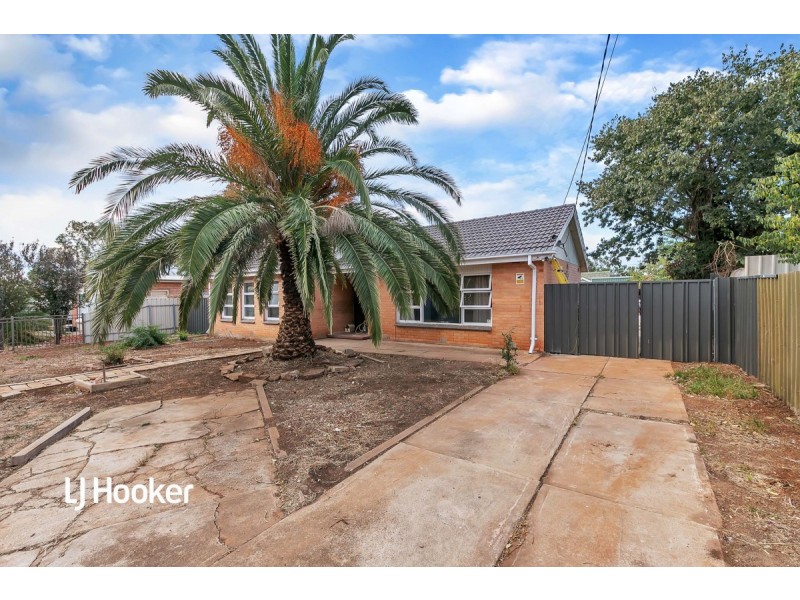 8 Berryman Road, Smithfield Plains SA 5114