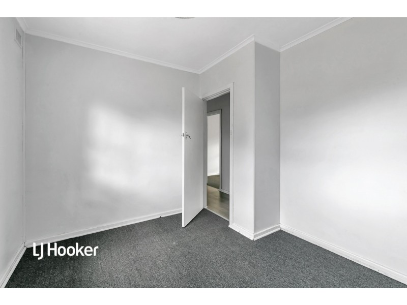 8 Berryman Road, Smithfield Plains SA 5114