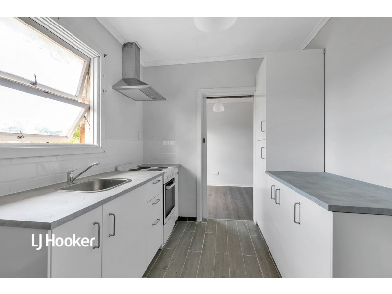 8 Berryman Road, Smithfield Plains SA 5114