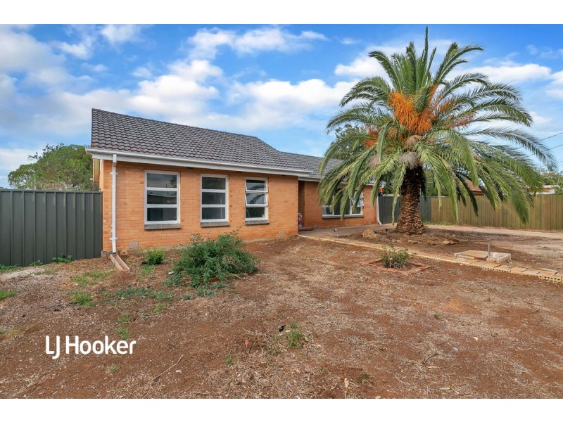 8 Berryman Road, Smithfield Plains SA 5114