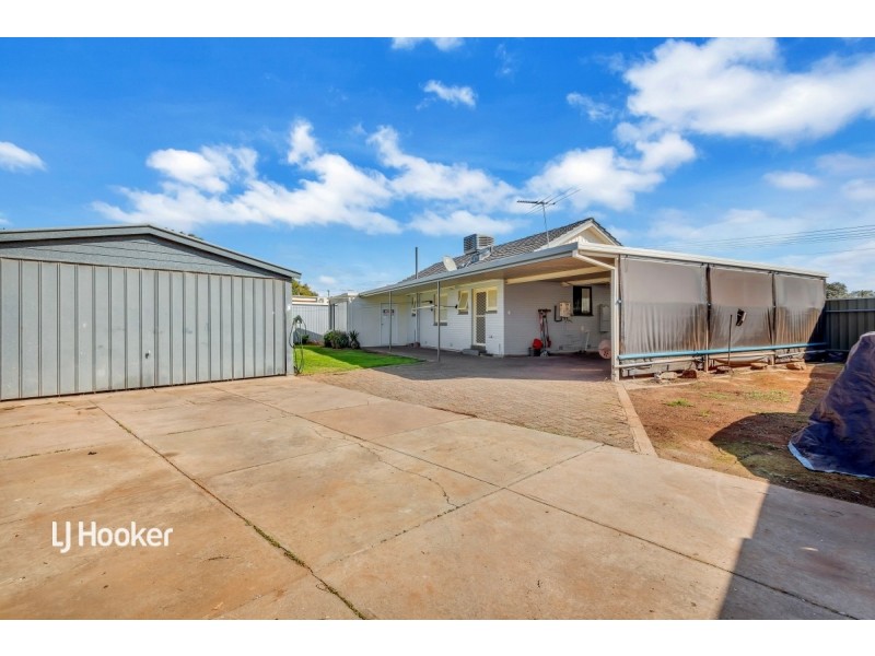 2 Burge Street, Parafield Gardens SA 5107