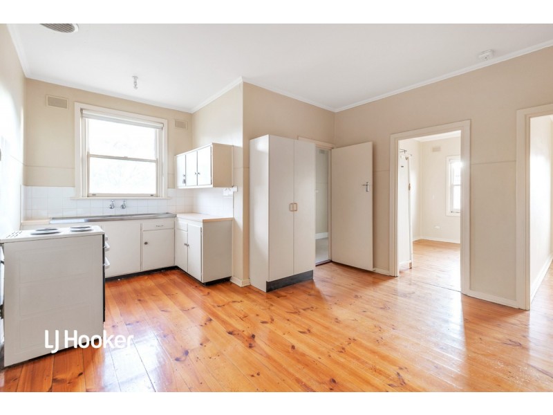 6 Hornet Crescent, Elizabeth East SA 5112