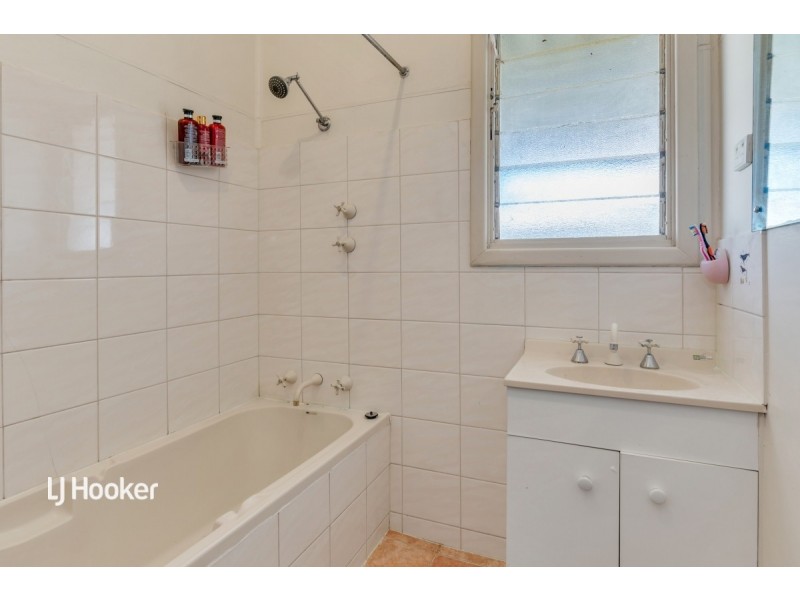 16 Hill Street, Elizabeth South SA 5112