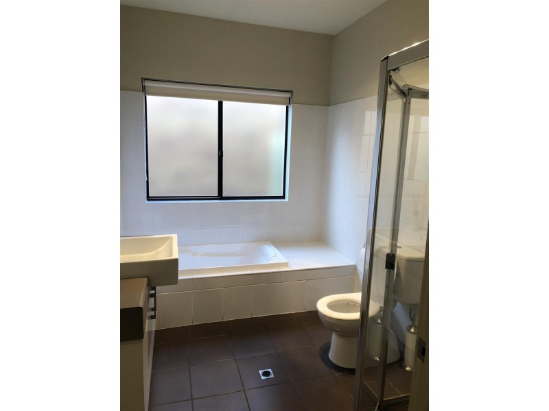 85 Lord Howe, Mawson Lakes SA 5095