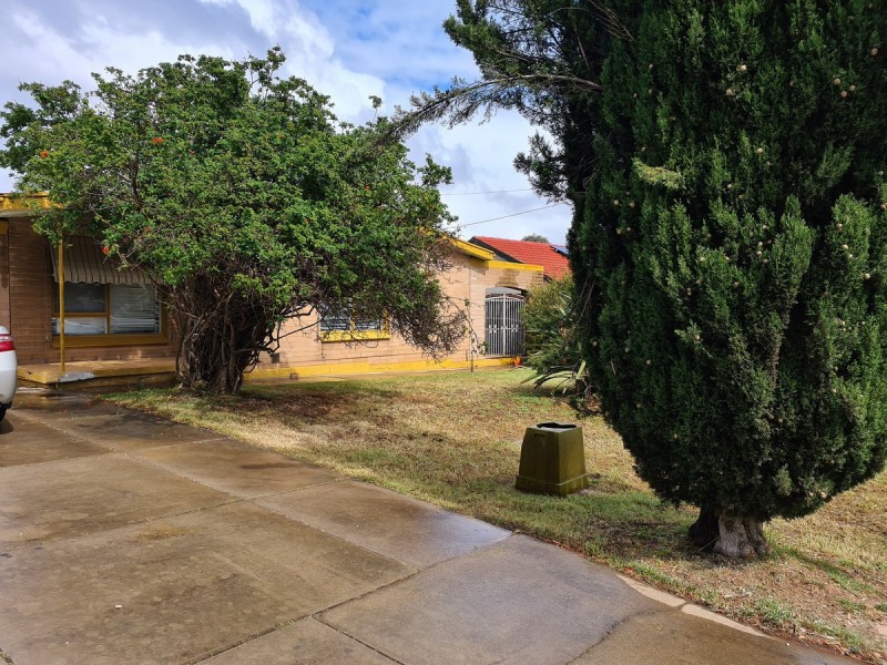16 Seaborough Road, Elizabeth Park SA 5113