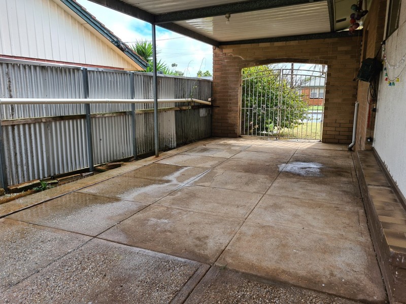 16 Seaborough Road, Elizabeth Park SA 5113