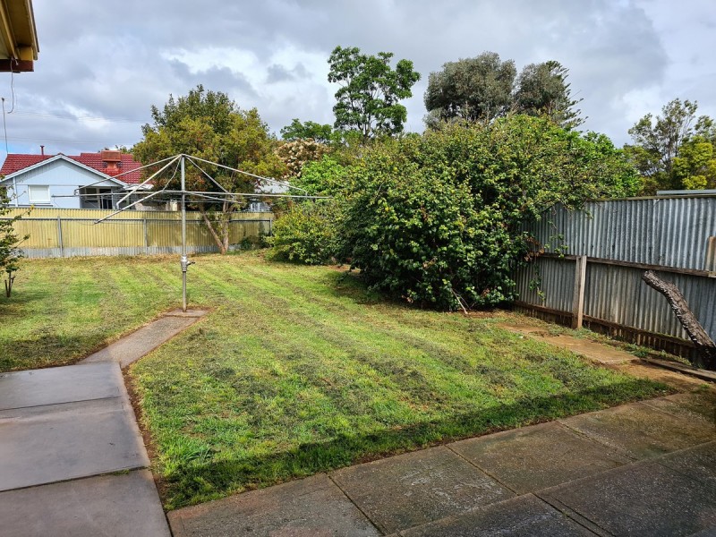 16 Seaborough Road, Elizabeth Park SA 5113