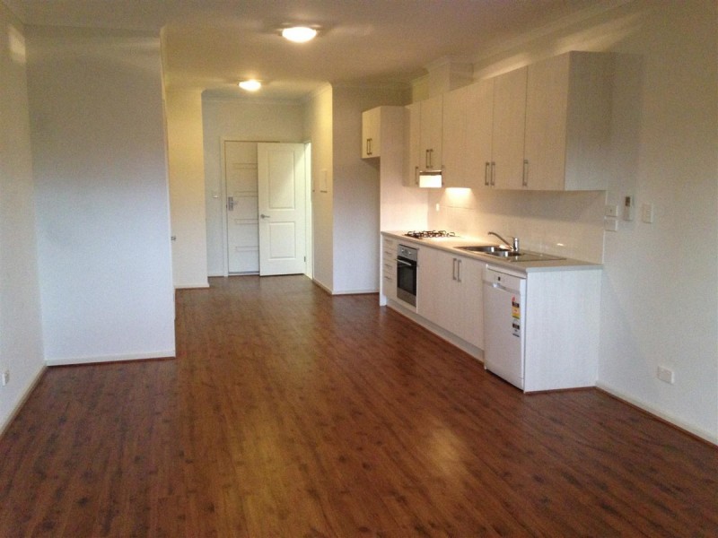 9/17 Euston Walk, Mawson Lakes SA 5095