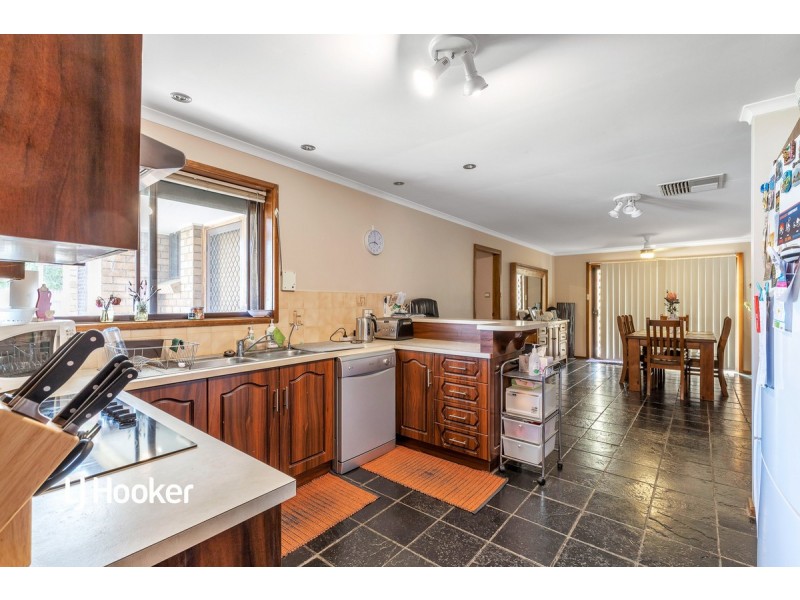 12 Waverley Street, Paralowie SA 5108