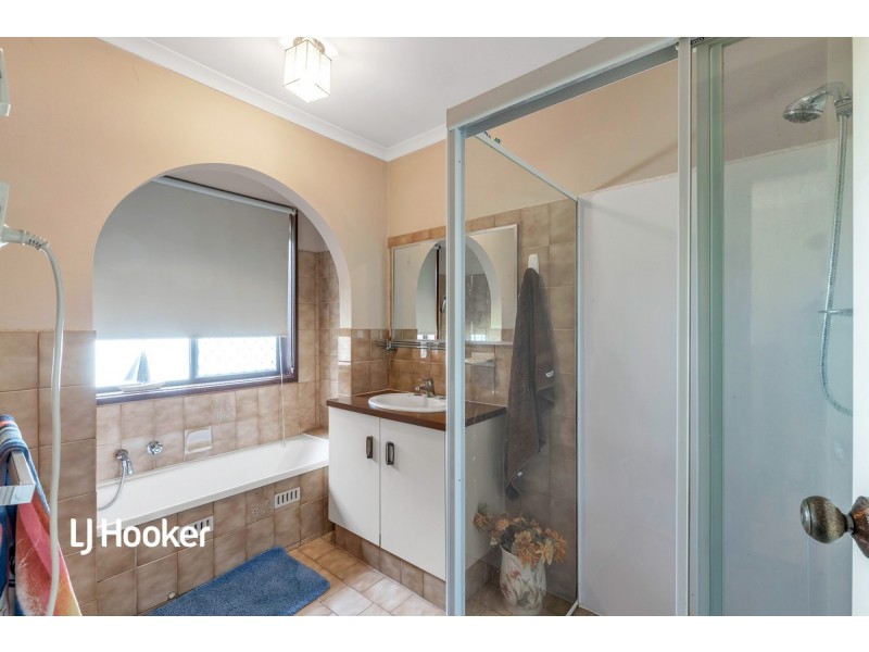 12 Waverley Street, Paralowie SA 5108