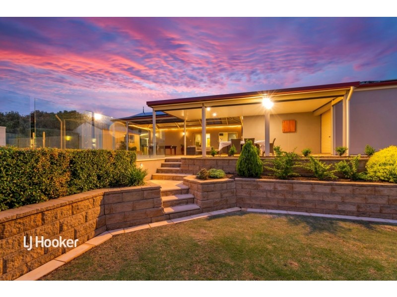 12 Lipson Reach Road, Gulfview Heights SA 5096