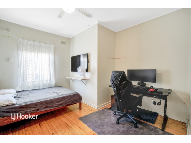 16 Davidson Road, Elizabeth Vale SA 5112